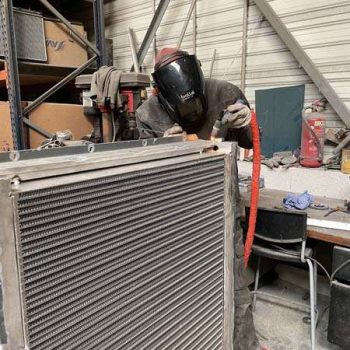 engin-industriel-radiateur-moteur
